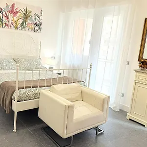  Apartamento Trastevere For You... 3 Bedrooms